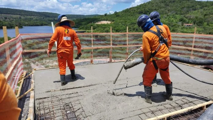 Investimentos em água e esgoto de R$ 533 milhões do Novo PAC avançam na Bahia.