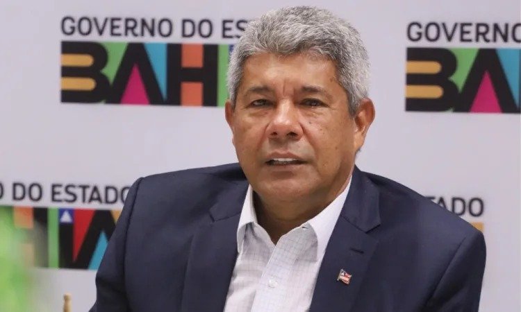 Governador anuncia seleção para contratação de 3,7 mil profissionais de saúde na Bahia.