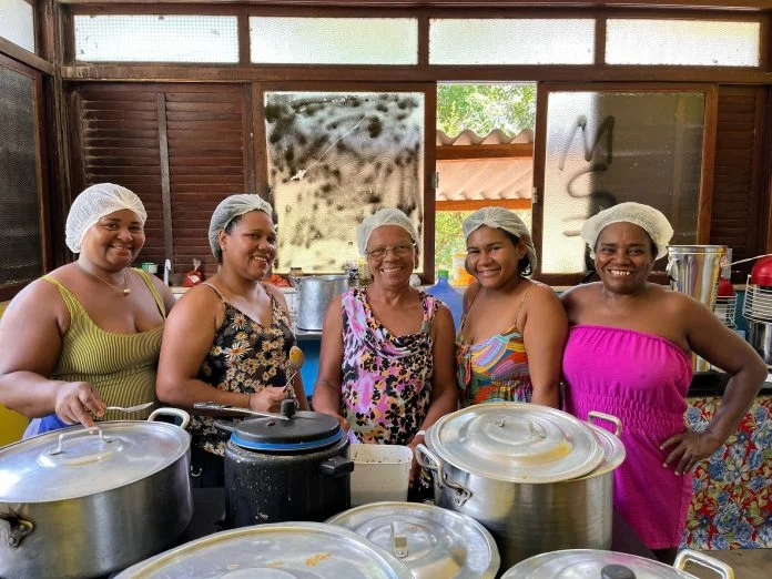 Cozinhas Solidárias são inauguradas em Itajuípe e Feira de Santana.