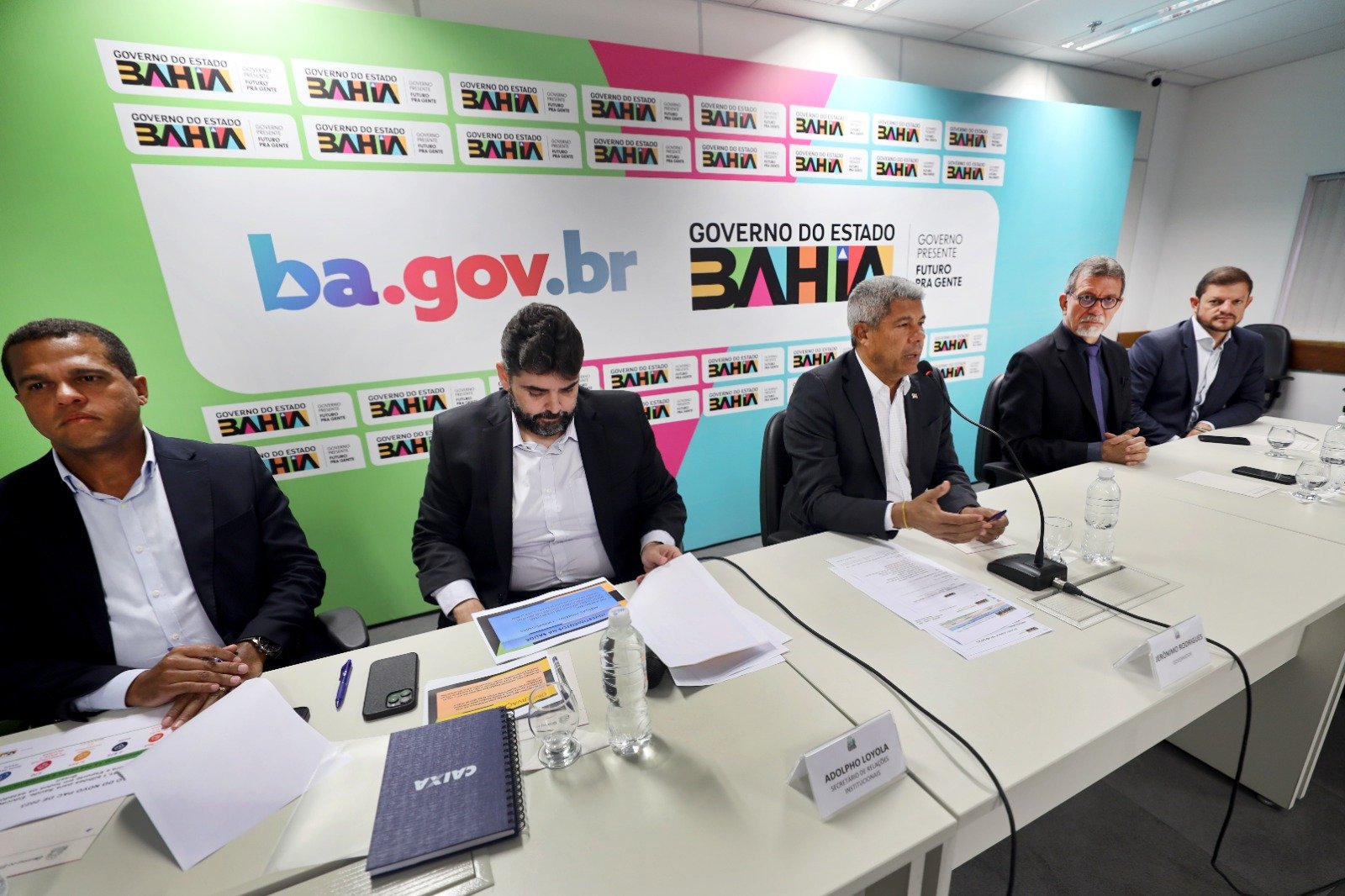 Governo do Estado orienta municípios baianos para inscrição de projetos no Novo PAC Seleções 2025.