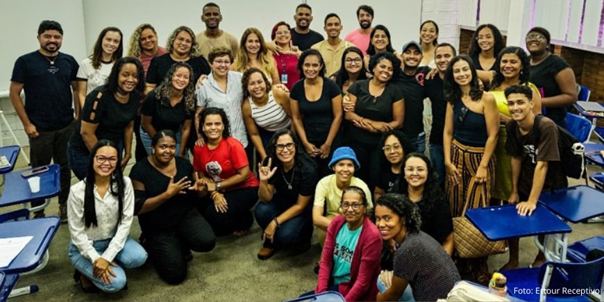 Workshop da Uesc Debate Políticas Públicas e Ensino Bilíngue para Surdos.