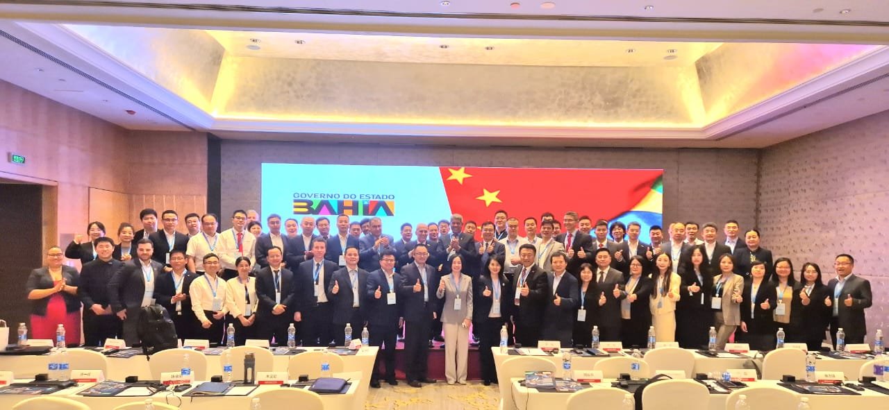 Governador se reúne com empresas chinesas que se instalarão na Bahia para fornecer peças à BYD.