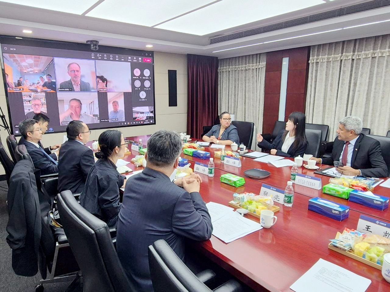 Na China, governador se reúne com acionistas da Concessionária Ponte Salvador - Itaparica.
