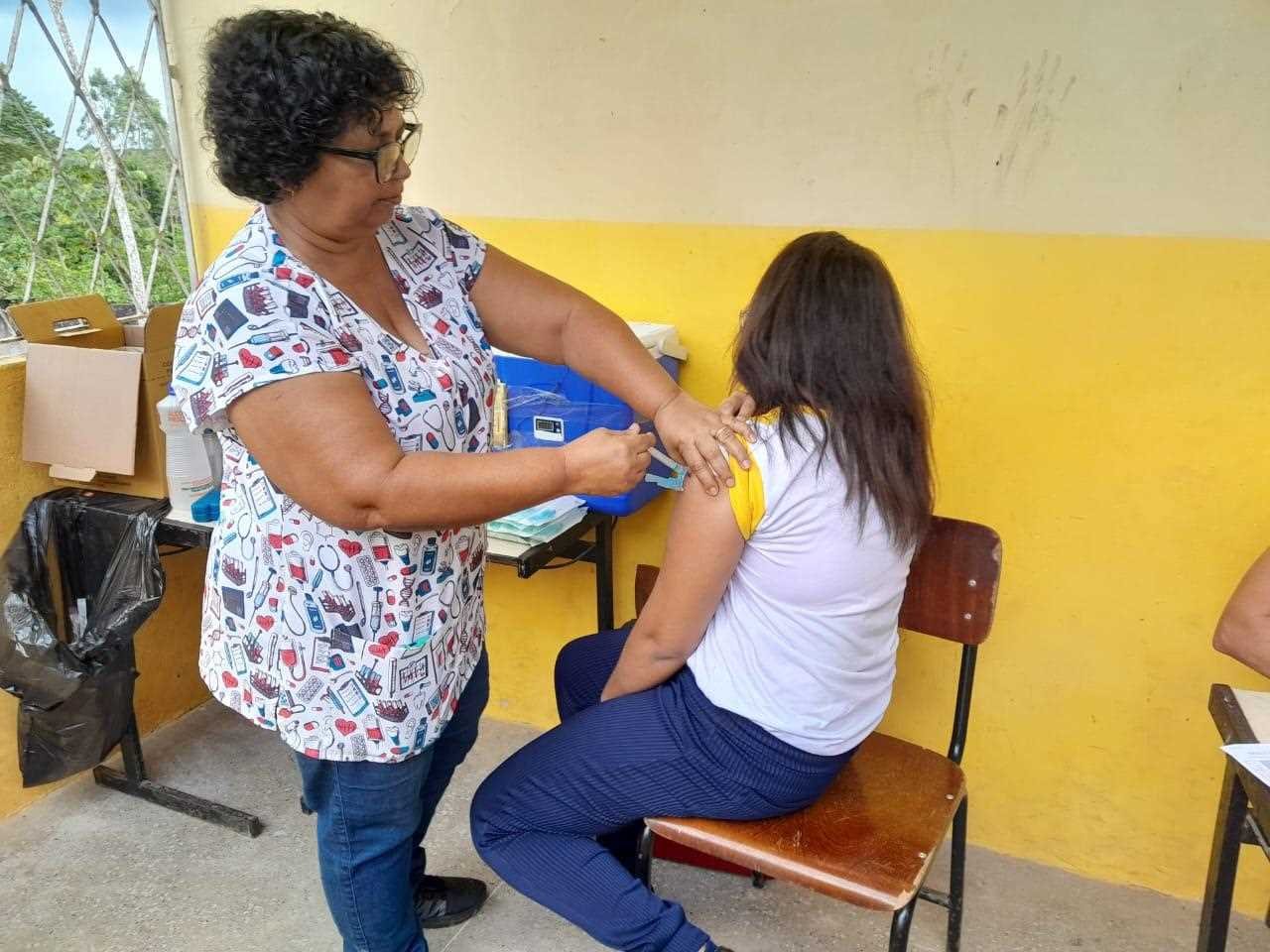 Ilhéus avança na saúde e alcança 81% de cobertura vacinal.