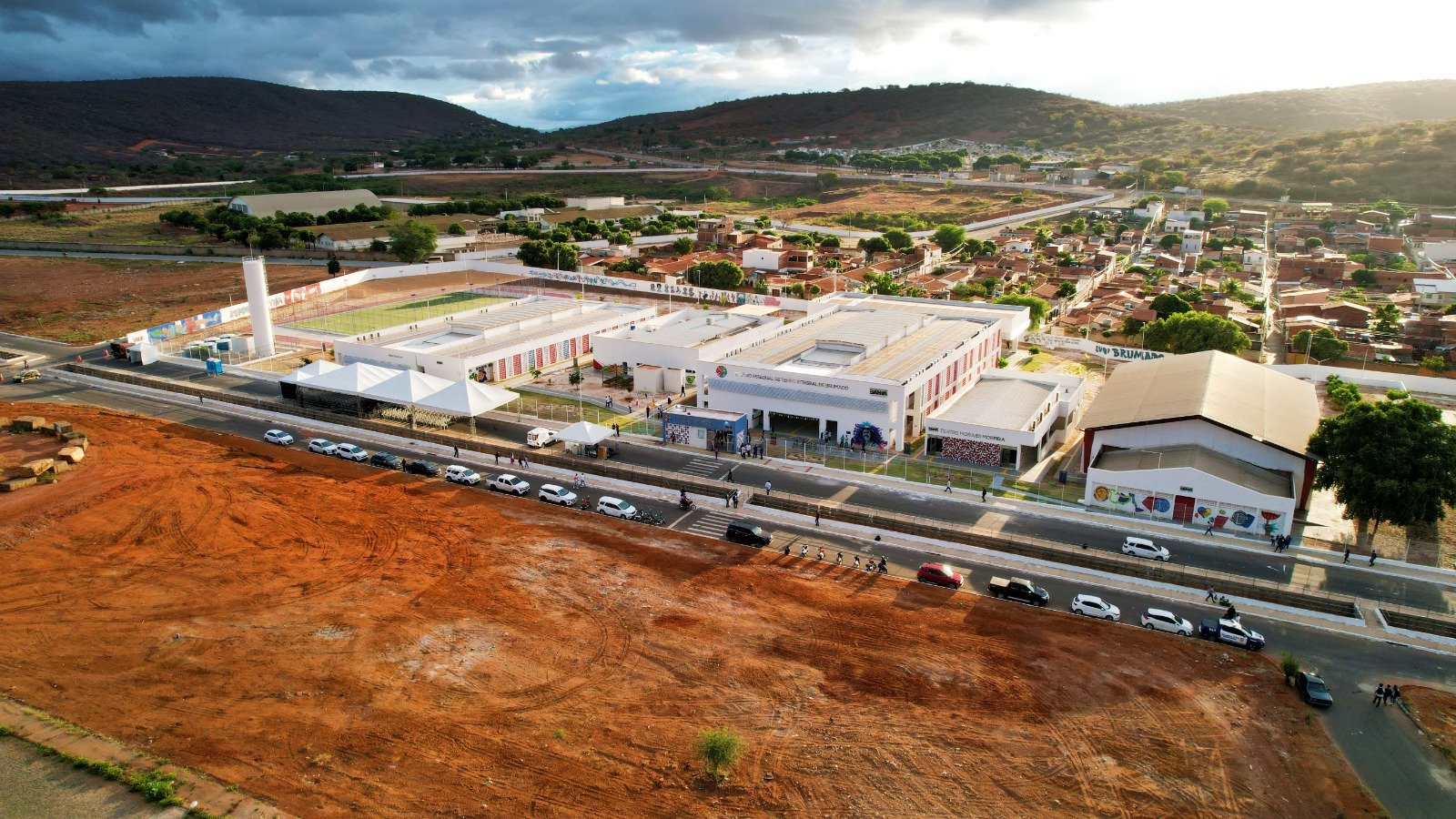 Com escola sustentável e mais equipamentos de saúde, Brumado vive nova fase com R$ 81,5 milhões em investimentos estaduais.