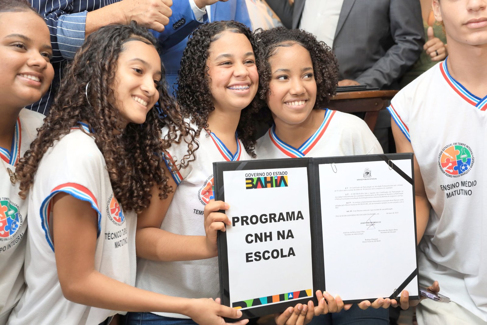 Estudantes da rede pública da Bahia podem se inscrever no CNH na Escola e CNH da Gente, nesta segunda-feira (16)