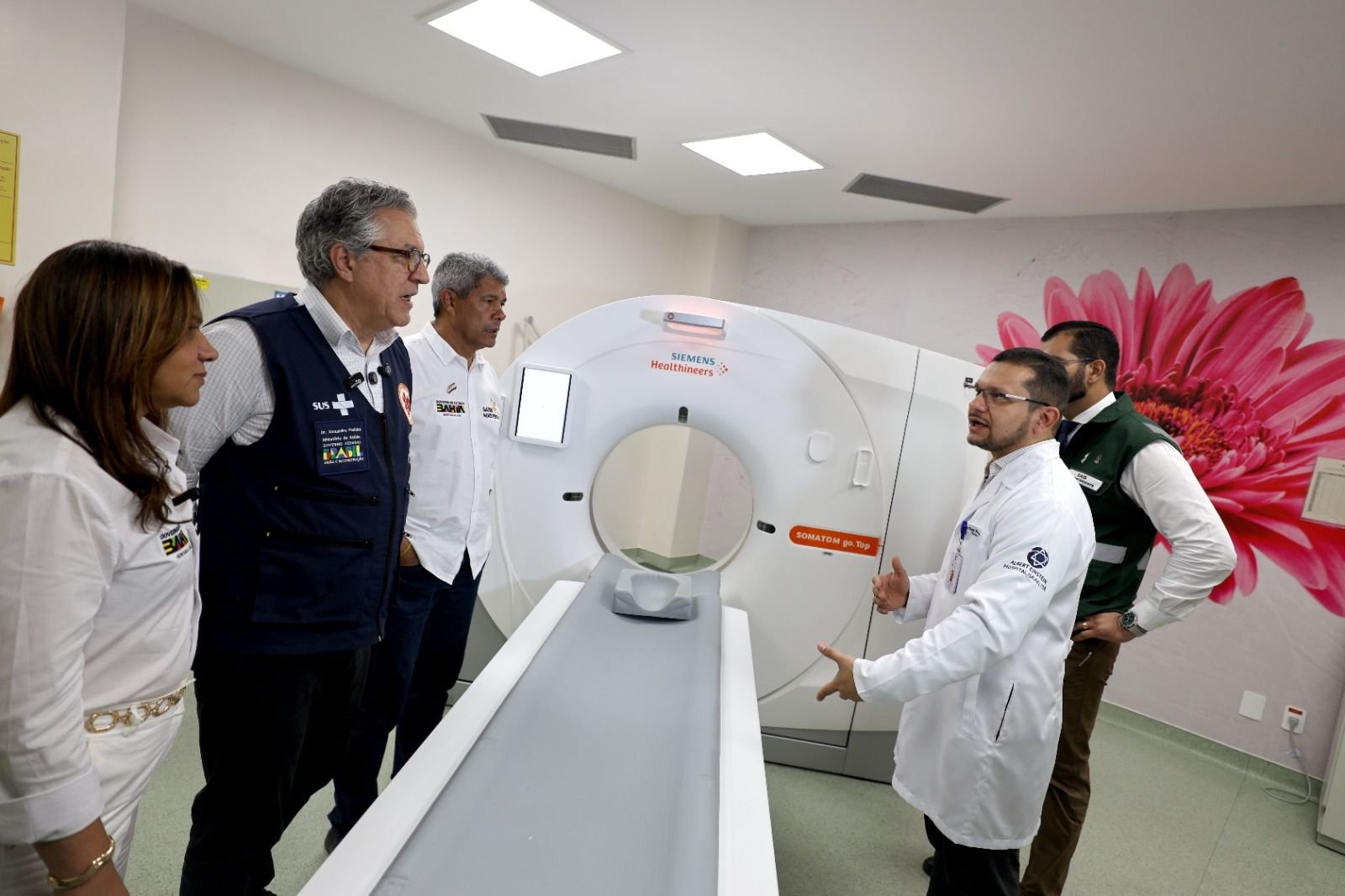 Ministro da Saúde visita maior hospital ortopédico do país e destaca avanços no atendimento especializado do SUS na Bahia.
