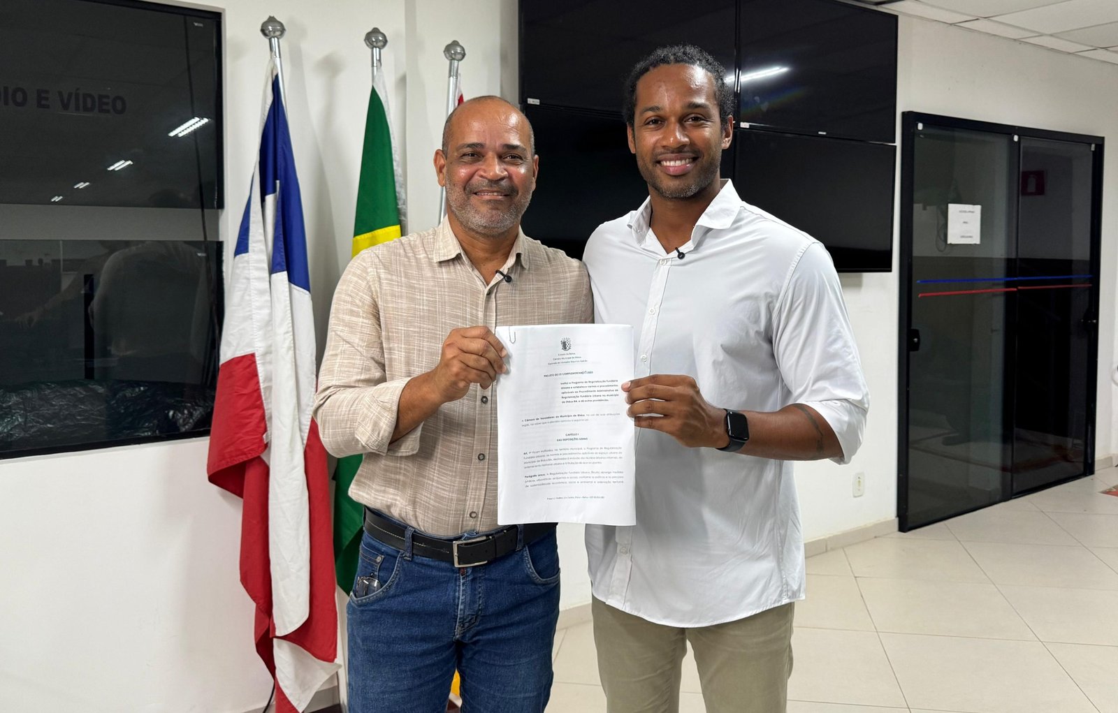 Vereadores propõem Projeto de Regularização Fundiária Urbana em Ilhéus que vai transformar a vida de milhares de famílias.