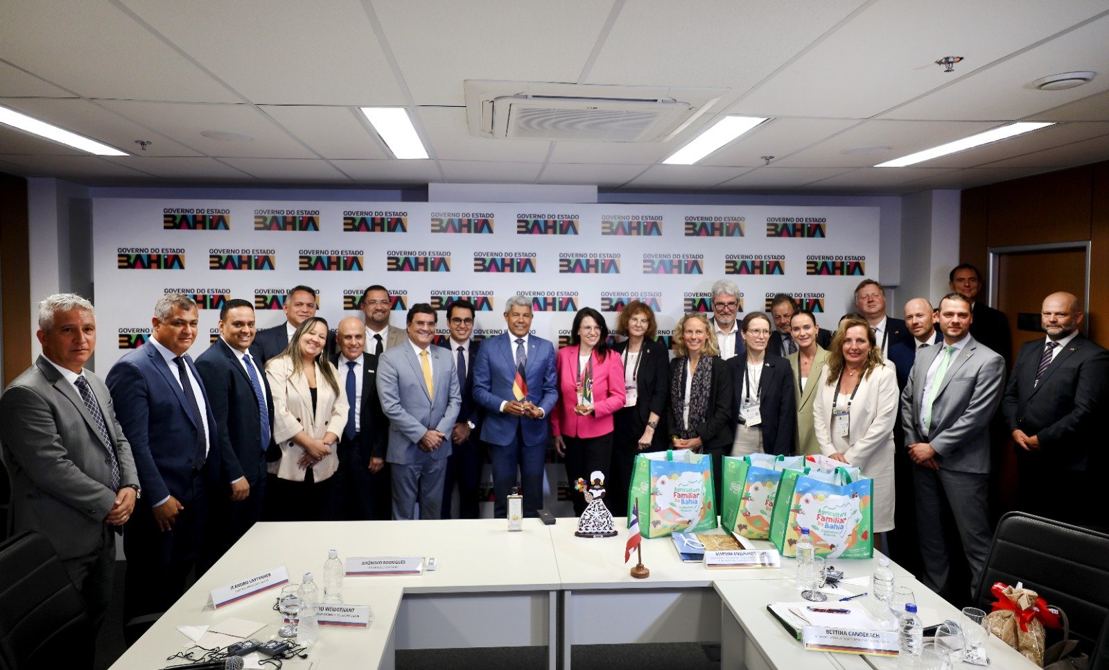 Bahia e Alemanha iniciam tratativas para cooperação em sustentabilidade e agricultura.
