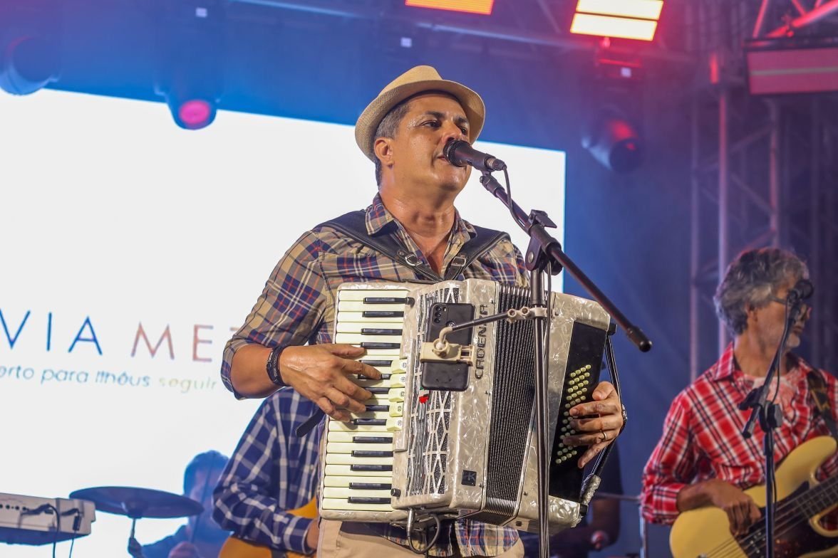 São João dos Bairros anima Olivença com cultura, tradição e muito forró.