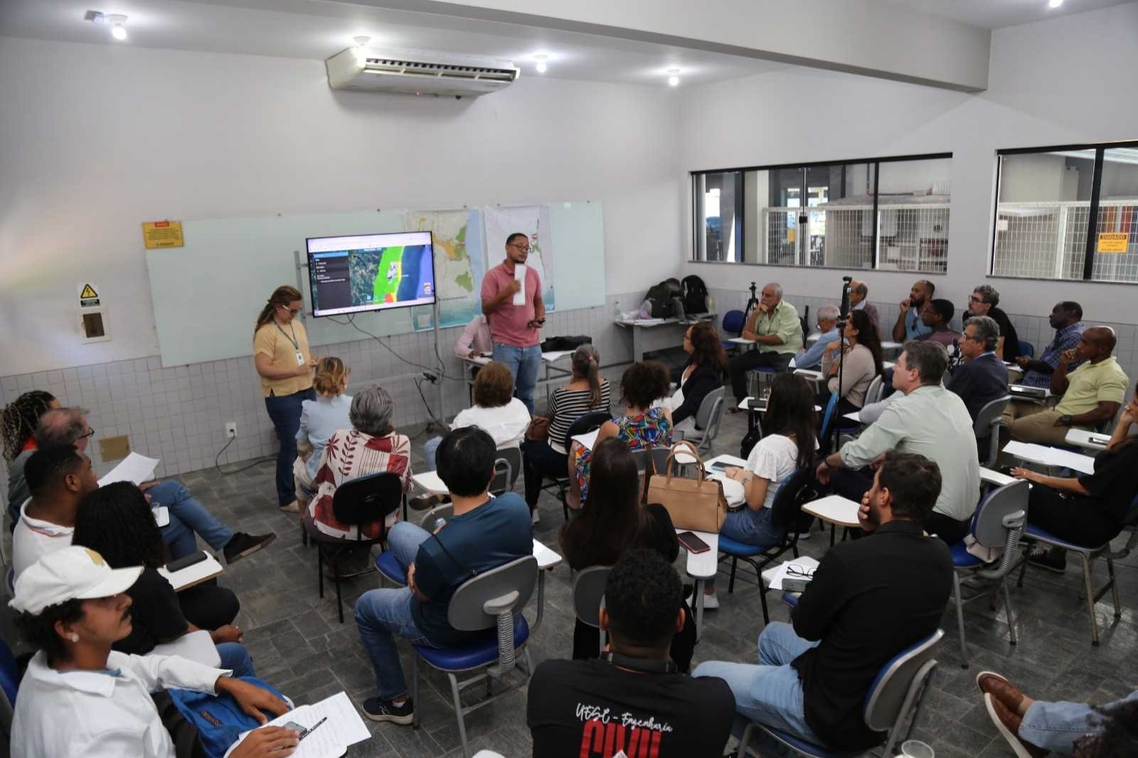 Prefeitura de Ilhéus debate Plano Diretor com setores de engenharia e arquitetura.