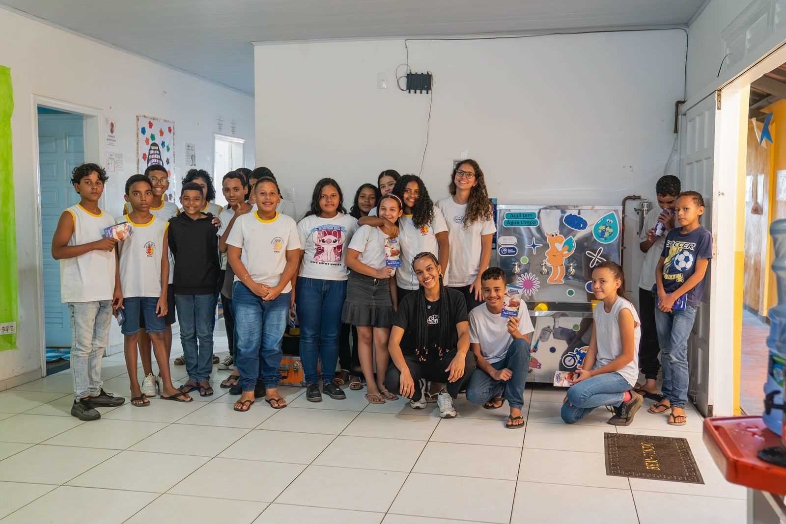 Ilhéus recebe projeto que leva hortas e água potável para escolas públicas.