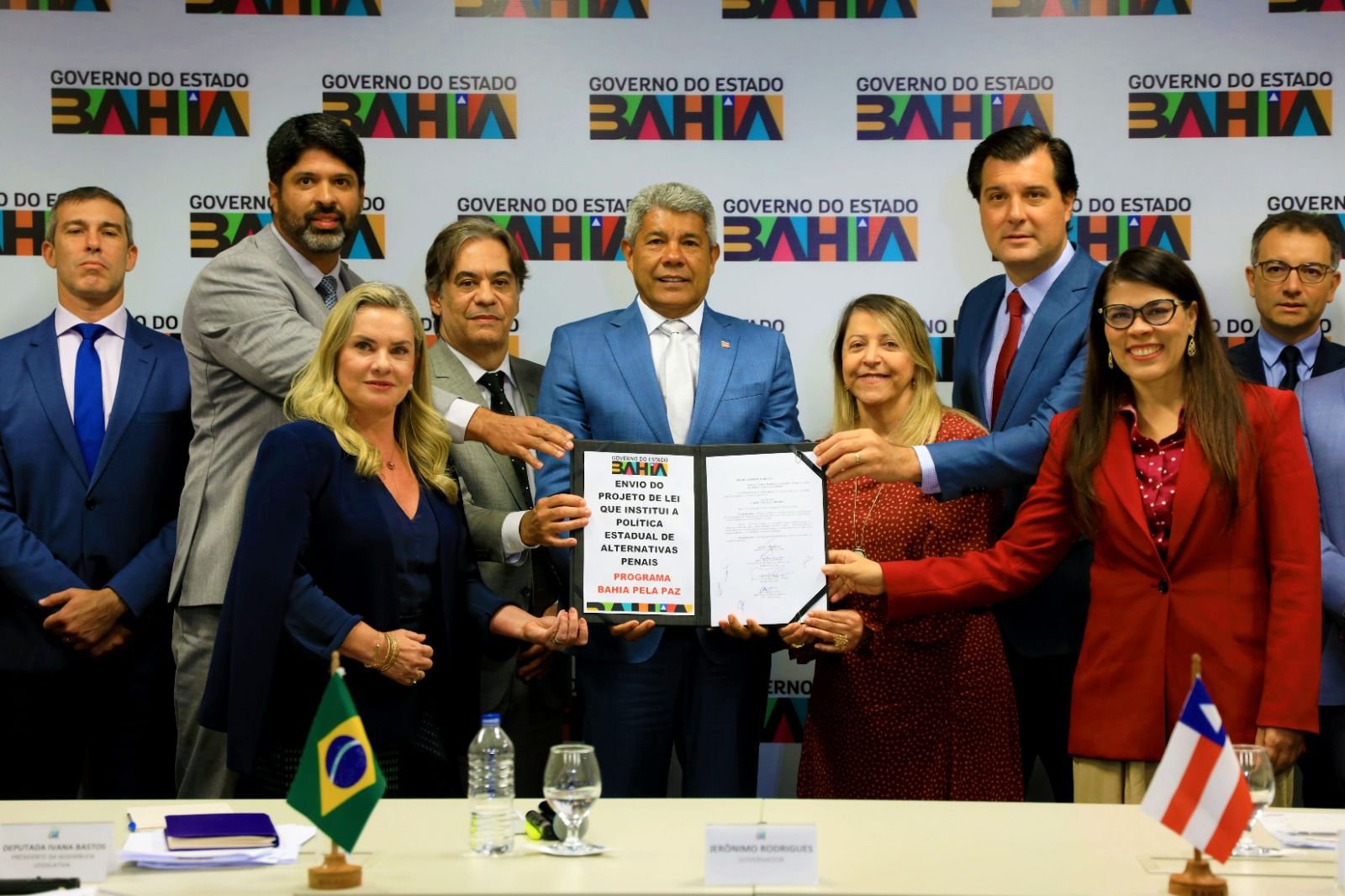 Enfrentamento à letalidade policial e prevenção à violência são temas do Comitê de Governança do Bahia pela Paz.