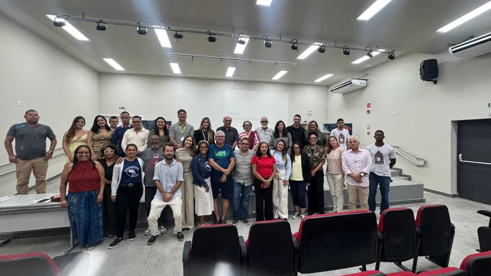 Prefeitura de Ilhéus participa de oficina para fortalecer roteiros turísticos na cidade.