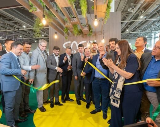 Prefeito Valderico Junior destaca protagonismo de Ilhéus e da Bahia no Salon du Chocolat de Paris, onde o Brasil é país homenageado.