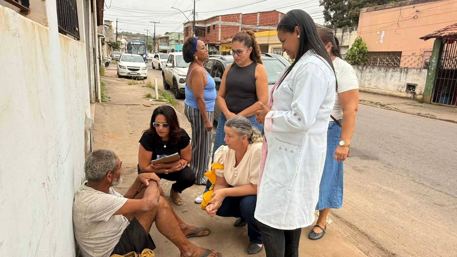 Ilhéus inicia Consultório na Rua para ampliar atendimento a pessoas em situação de vulnerabilidade.