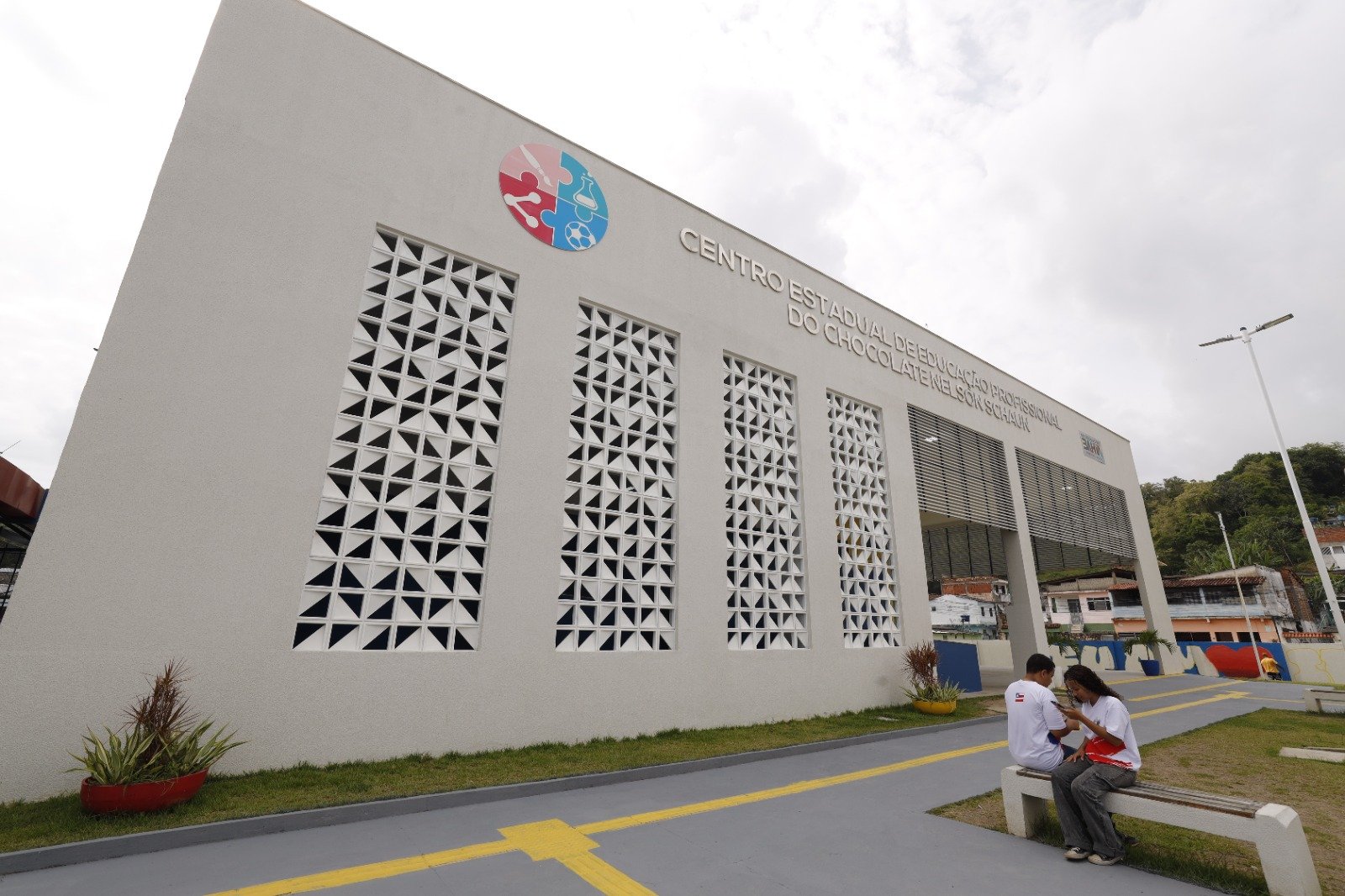 Governo do Estado inaugura obras de modernização e ampliação do CEEP do Chocolate, em Ilhéus.