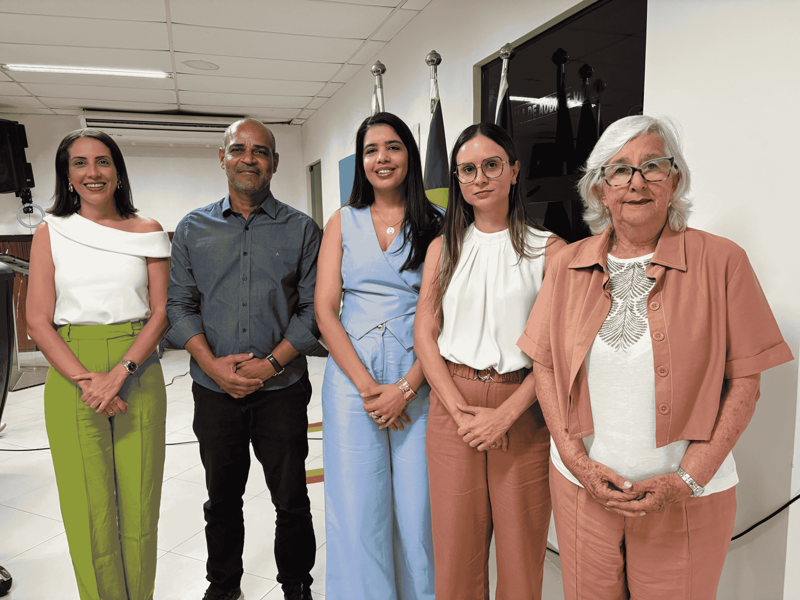 Câmara de Ilhéus dá posse à segunda turma de aprovados no concurso.