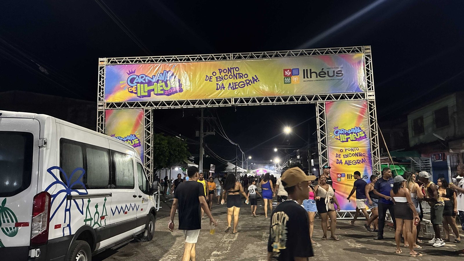 Segunda noite do Carnaval de Ilhéus 2026 termina sem ocorrências.