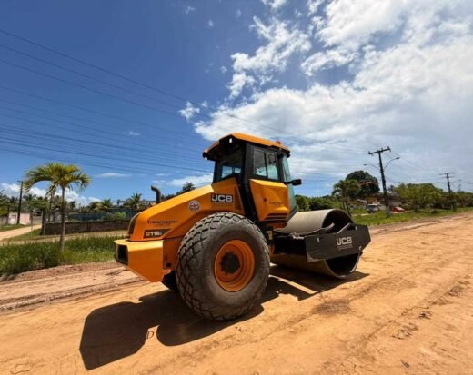 Prefeitura de Ilhéus realiza mutirão para recuperação de estradas vicinais.