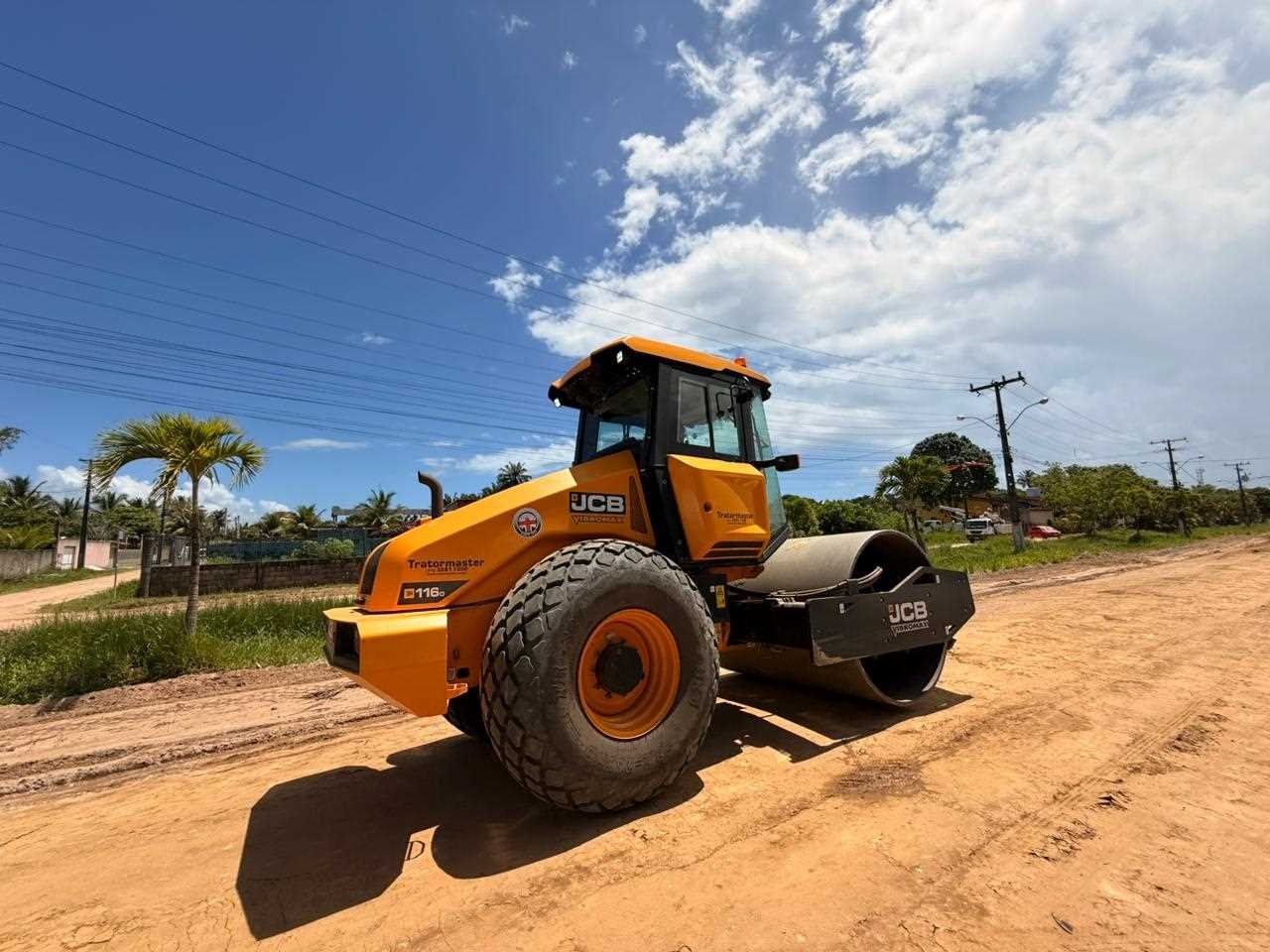 Prefeitura de Ilhéus realiza mutirão para recuperação de estradas vicinais.