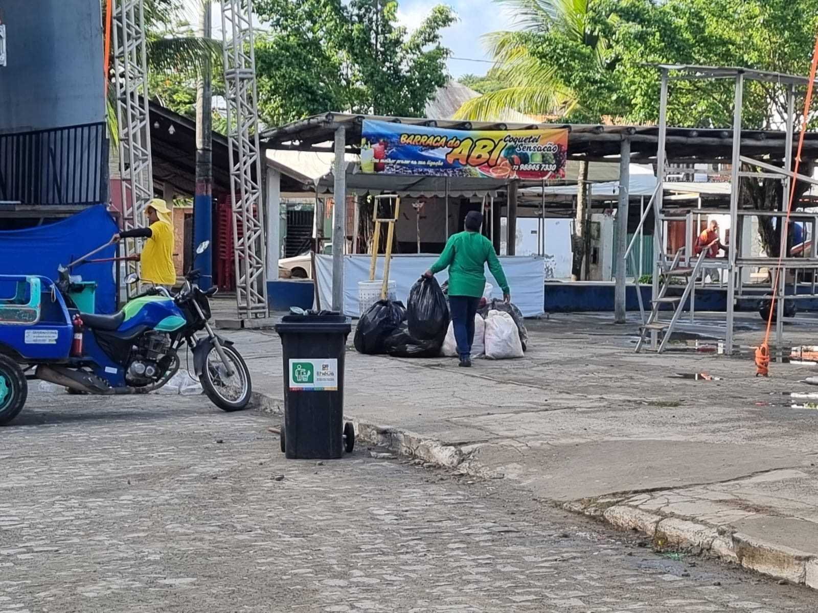 Prefeitura de Ilhéus finaliza operação de limpeza e garante ordem nas vias após o Carnaval 2026.