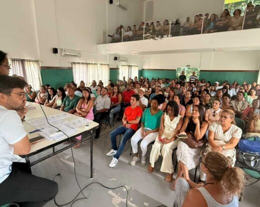 Novos servidores da Saúde de Ilhéus recebem cartas de encaminhamento e iniciam nova etapa.