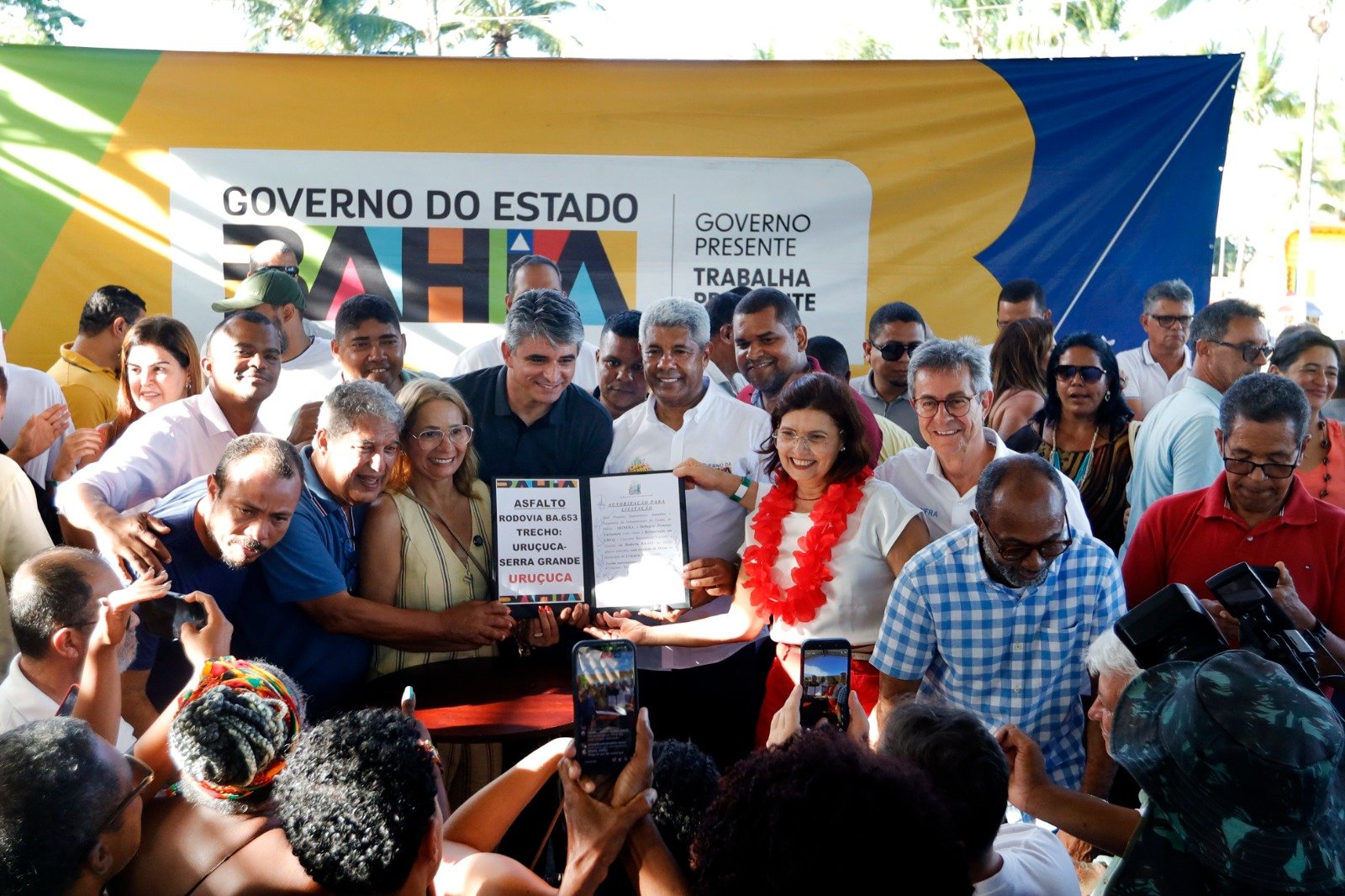 Estado autoriza pavimentação da estrada entre Uruçuca e Serra Grande para fortalecer desenvolvimento regional.