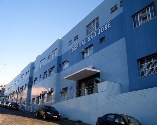 Prefeitura de Ilhéus reforça que não há atrasos nos repasses ao Hospital São José.
