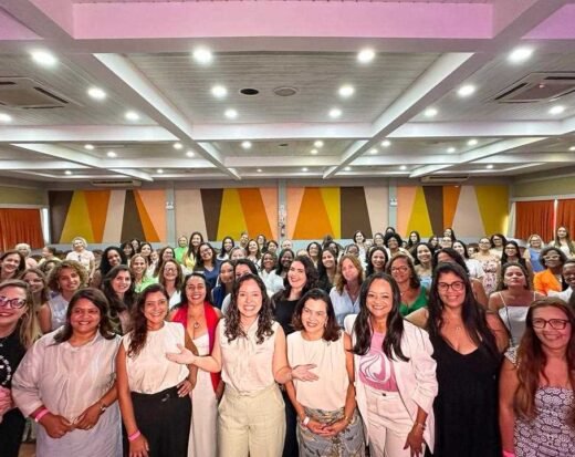 "Delas para Elas" reúne mais de 200 empreendedoras em evento sobre liderança feminina em Ilhéus.