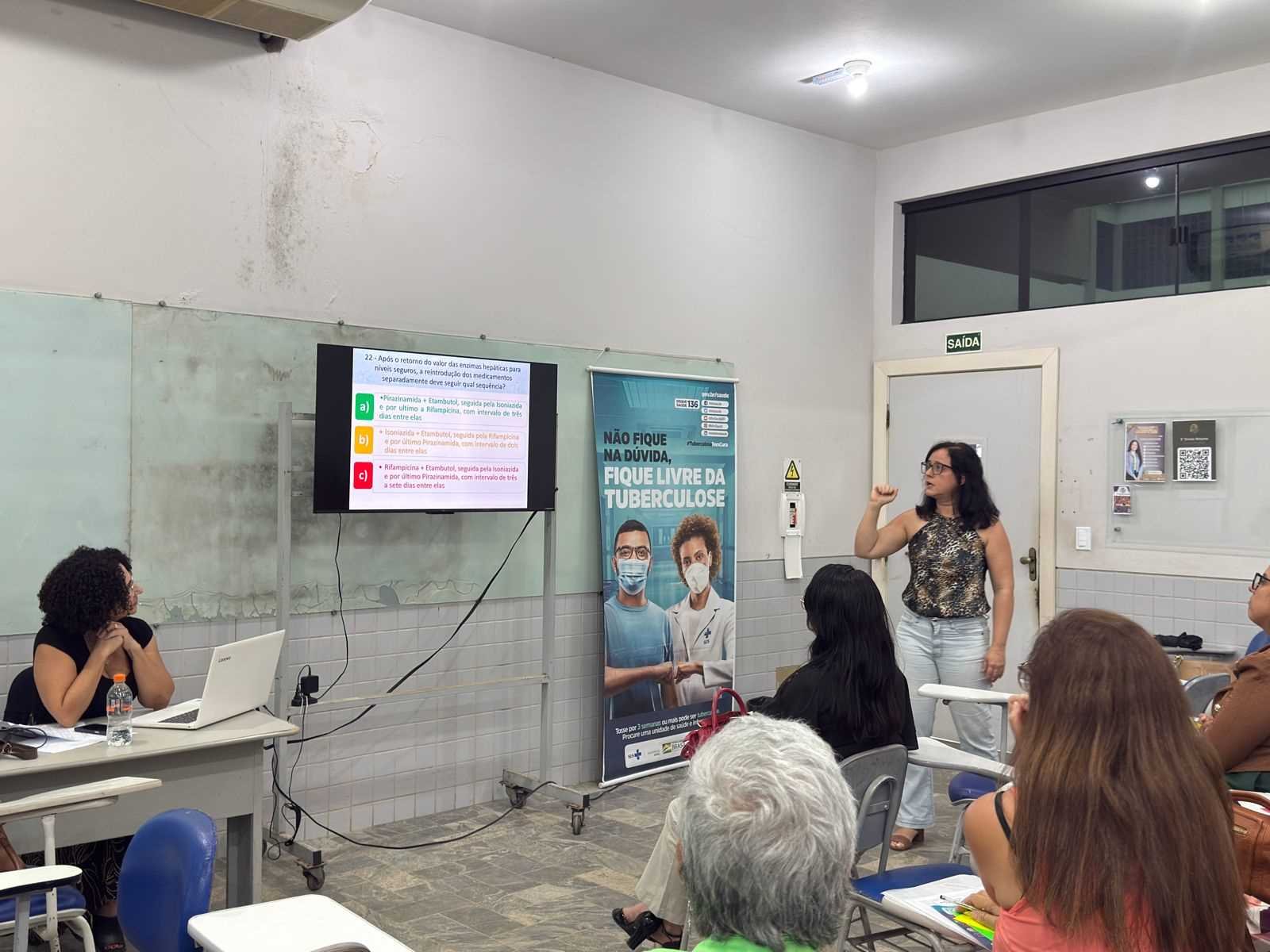 Ilhéus reforça combate à tuberculose com capacitação de profissionais da Atenção Primária.