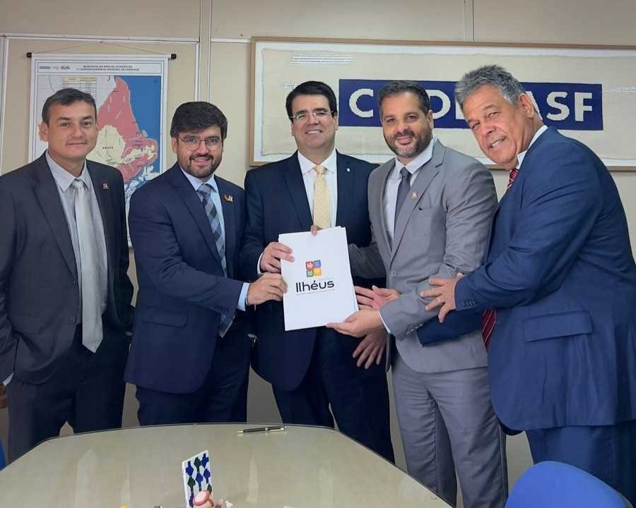 Prefeito Valderico Junior apresenta projetos de pesca e meio ambiente em Brasília.