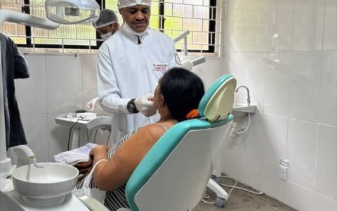 Prefeitura de Ilhéus amplia acesso à saúde bucal com entrega de novas próteses dentárias no CEO.