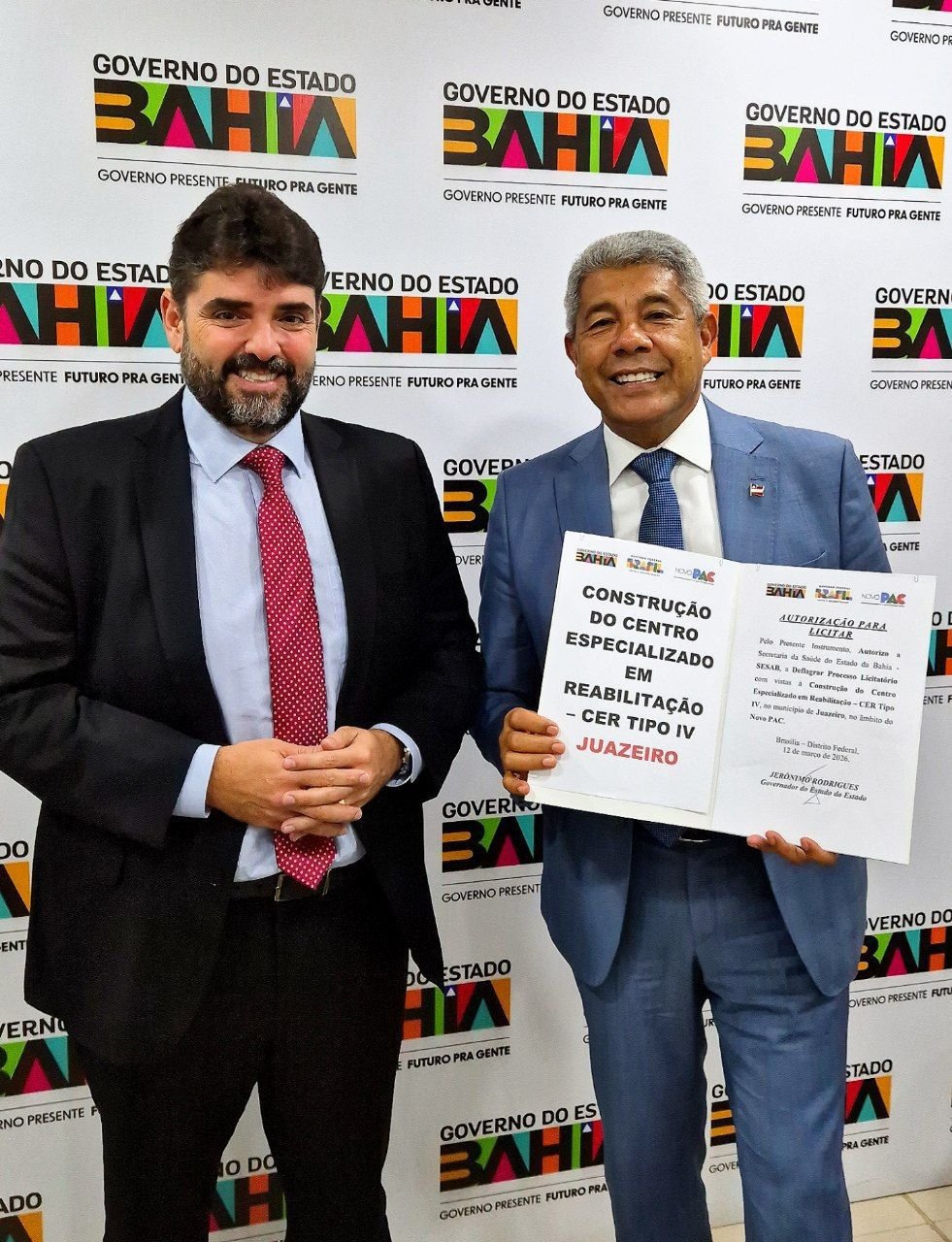 Em Brasília, Jerônimo autoriza construção de Centro Especializado em Reabilitação no município de Juazeiro, no âmbito do Novo PAC.