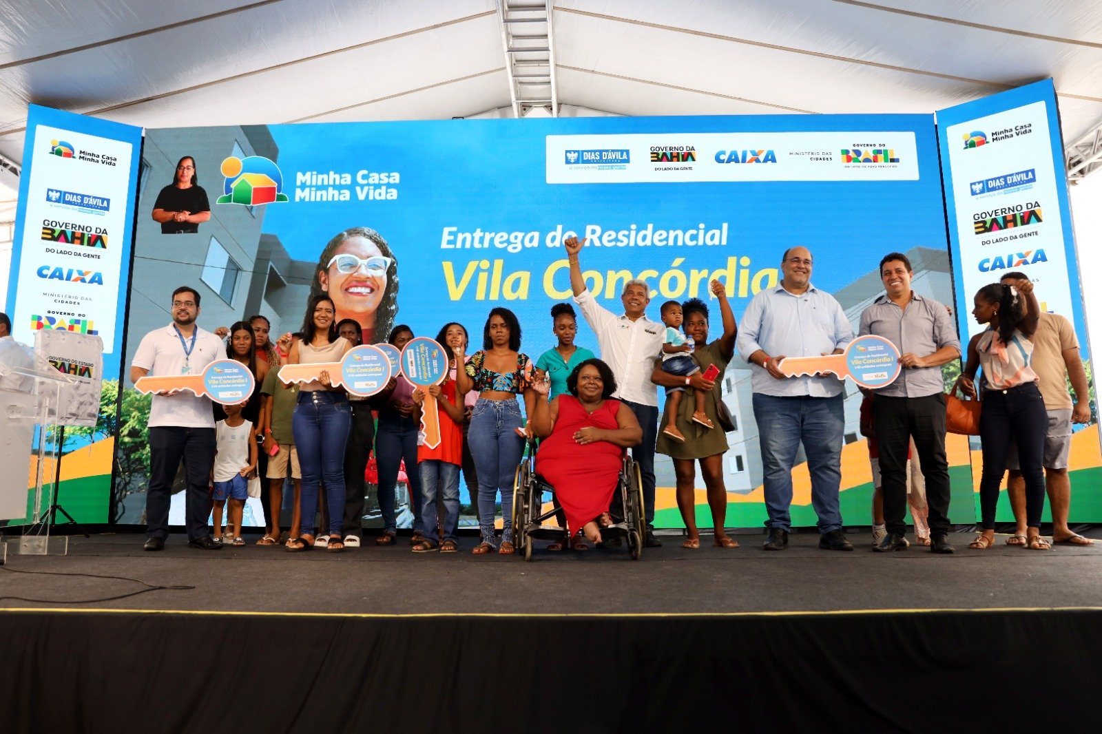 Bahia participa de cerimônia simultânea de entrega de unidades habitacionais do Programa Minha Casa Minha Vida.
