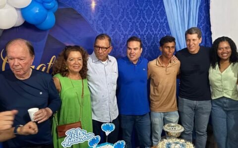 Jabes Ribeiro celebra aniversário de 74 anos ao lado de lideranças políticas Zé Cocá é citado como possível vice na chapa de ACM Neto.