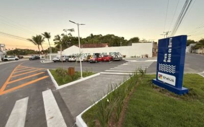Prefeitura de Ilhéus finaliza obras de pavimentação e iluminação na Avenida Contorno.