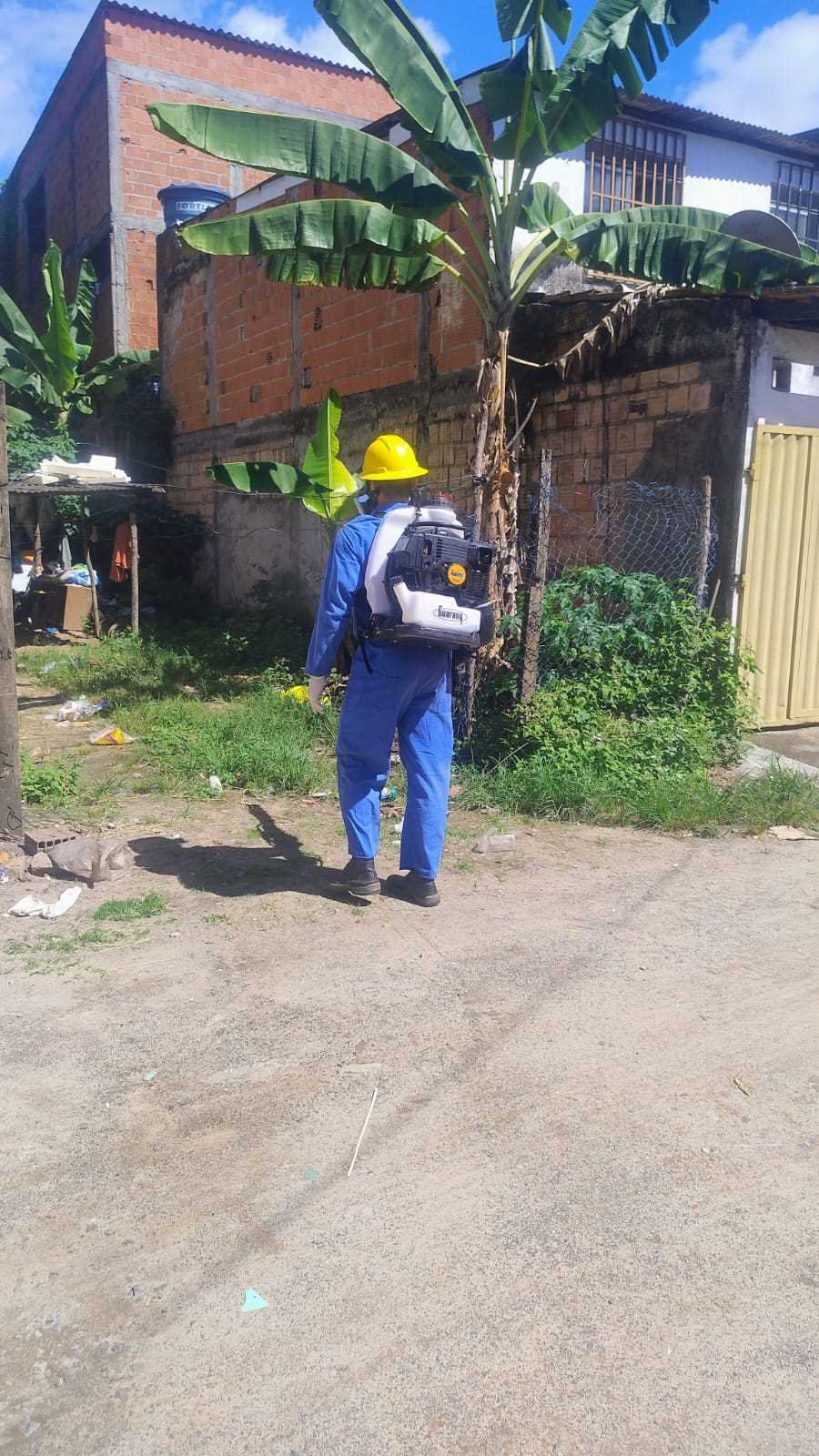 Ilhéus reforça combate ao mosquito da dengue no Iguape e alerta a população para subnotificação.