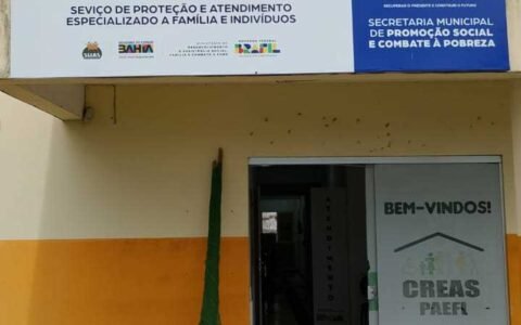 Unidade de Assistência Social no Malhado recebe serviços de limpeza e roçagem.