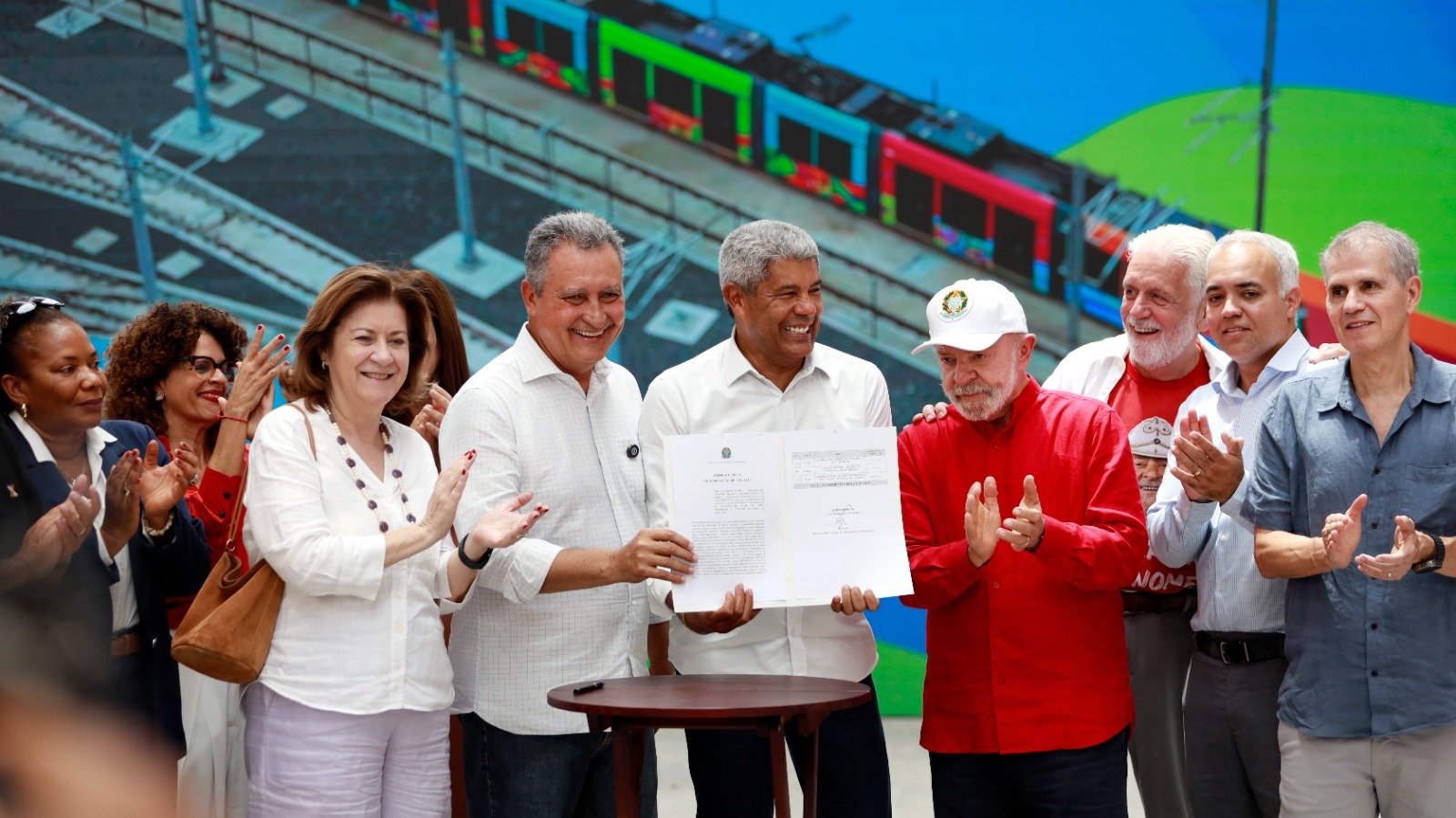 Contenção de encostas e macrodrenagem avançam e ampliam segurança em áreas de risco.