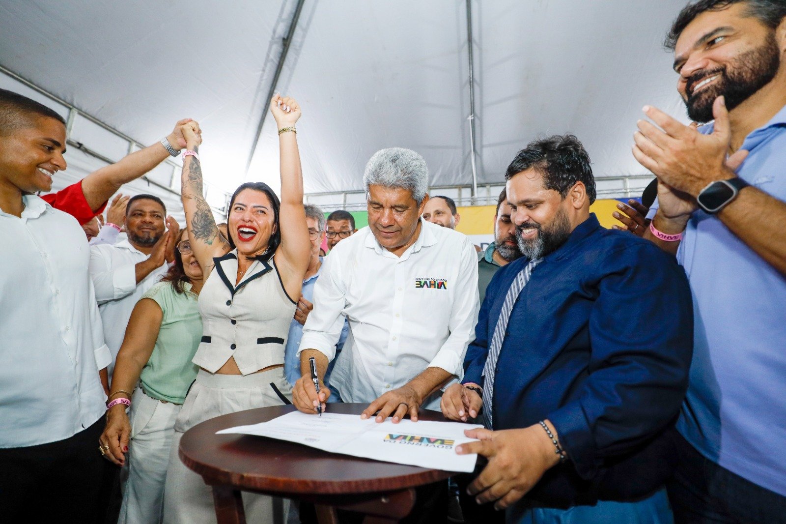 Governo da Bahia investe mais de R$ 20 milhões em obra de pavimentação e amplia mobilidade em Jaguaripe.