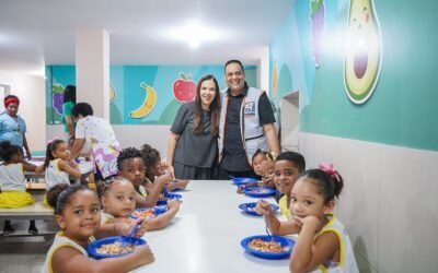 Bahia Sem Fome e Voluntárias Sociais entregam 20 toneladas de alimentos a creches de Salvador.