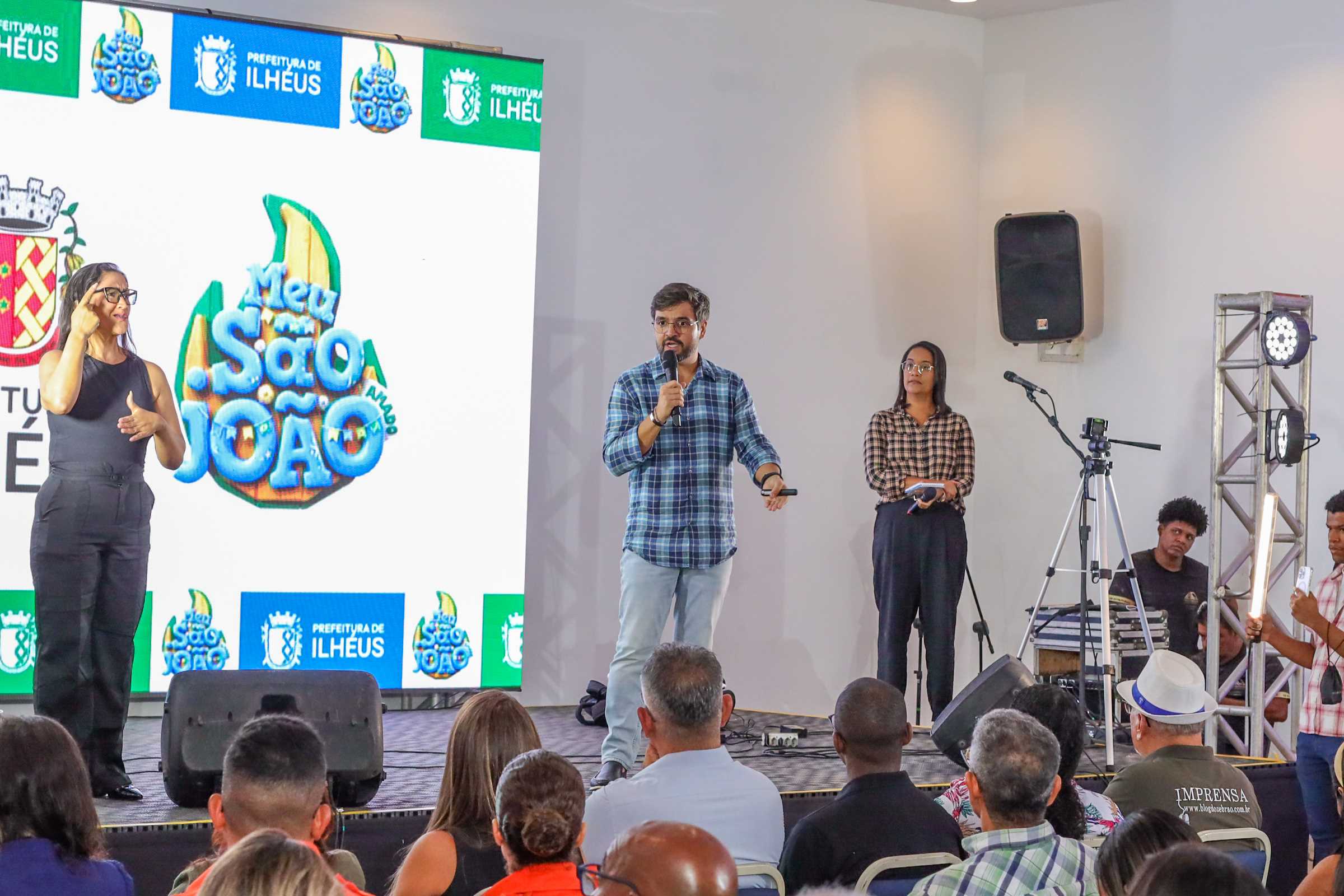 Ilhéus anuncia Meu São João Amado 2026 com identidade em aquarela e espaços temáticos.