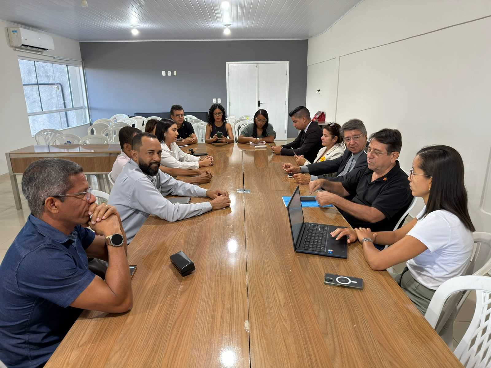 Prefeitura de Ilhéus articula implantação do Programa Reurb no município.