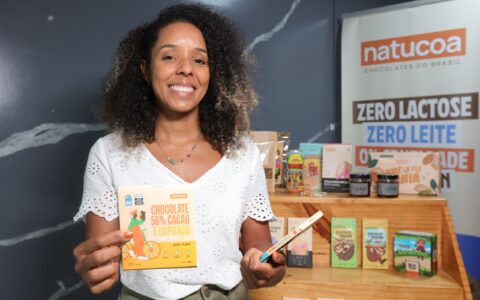 Agricultura familiar da Bahia celebra nova lei que amplia a transparência no chocolate e fortalece a cacauicultura.