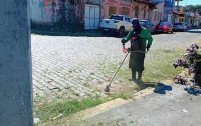 Prefeitura intensifica serviços de manutenção urbana em diferentes regiões de Ilhéus.