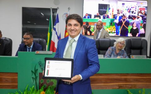 Jorge Amado Neto recebe título de cidadão ilheense no aniversário de 492 anos de Ilhéus.