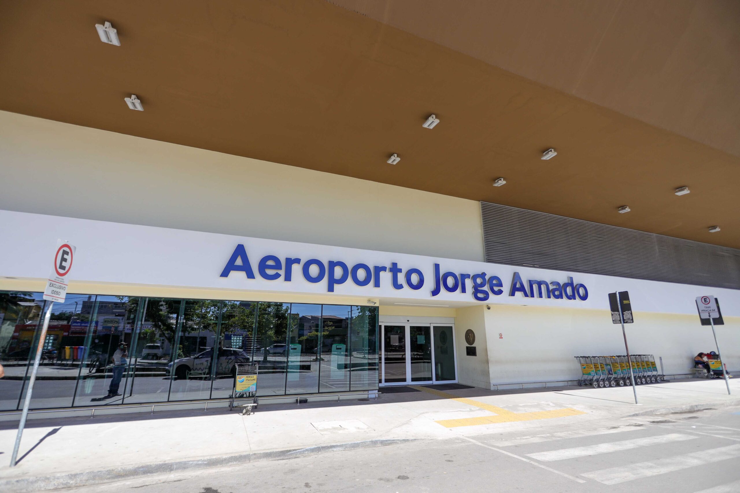 Ilhéus projeta alta temporada aquecida com reforço na malha aérea e crescimento do turismo.
