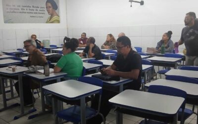 Prefeitura realiza encontro formativo do PCR e do ProLEEI para educadores da rede municipal.