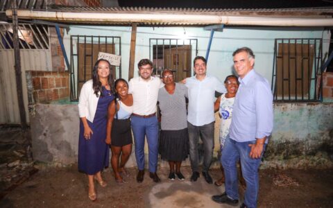 Pavimentação da Avenida Governador Paulo Souto beneficia moradores do Teotônio Vilela.